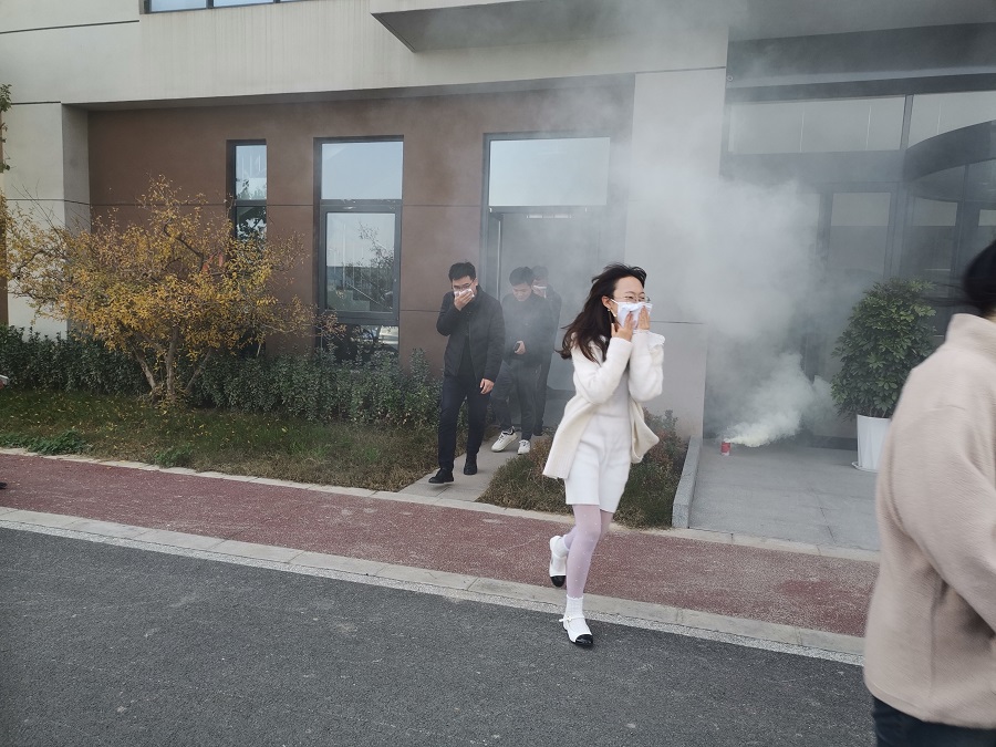 1669085971435688XjAz.jpg 積極開展消防培訓(xùn)和應(yīng)急演練 筑牢安全屏障.jpg